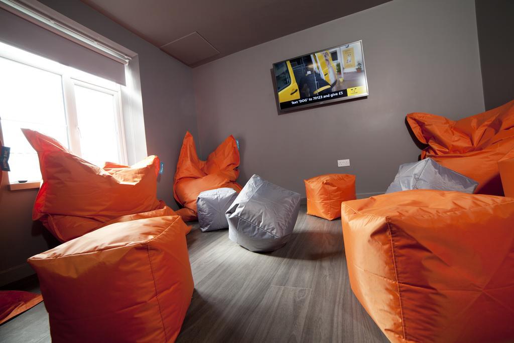 Sleeperdorm Hostel Newcastle upon Tyne Bagian luar foto