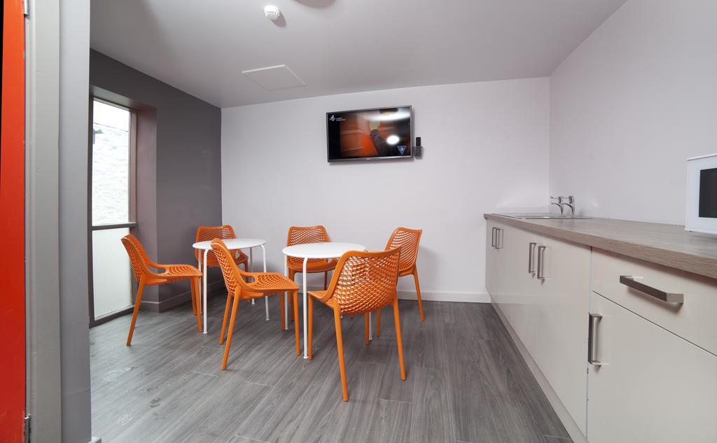 Sleeperdorm Hostel Newcastle upon Tyne Bagian luar foto