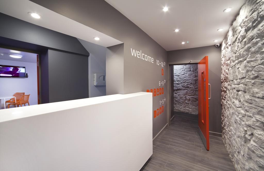 Sleeperdorm Hostel Newcastle upon Tyne Bagian luar foto